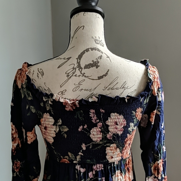 Pre-Teen Floral Dress - Picture 3 of 4